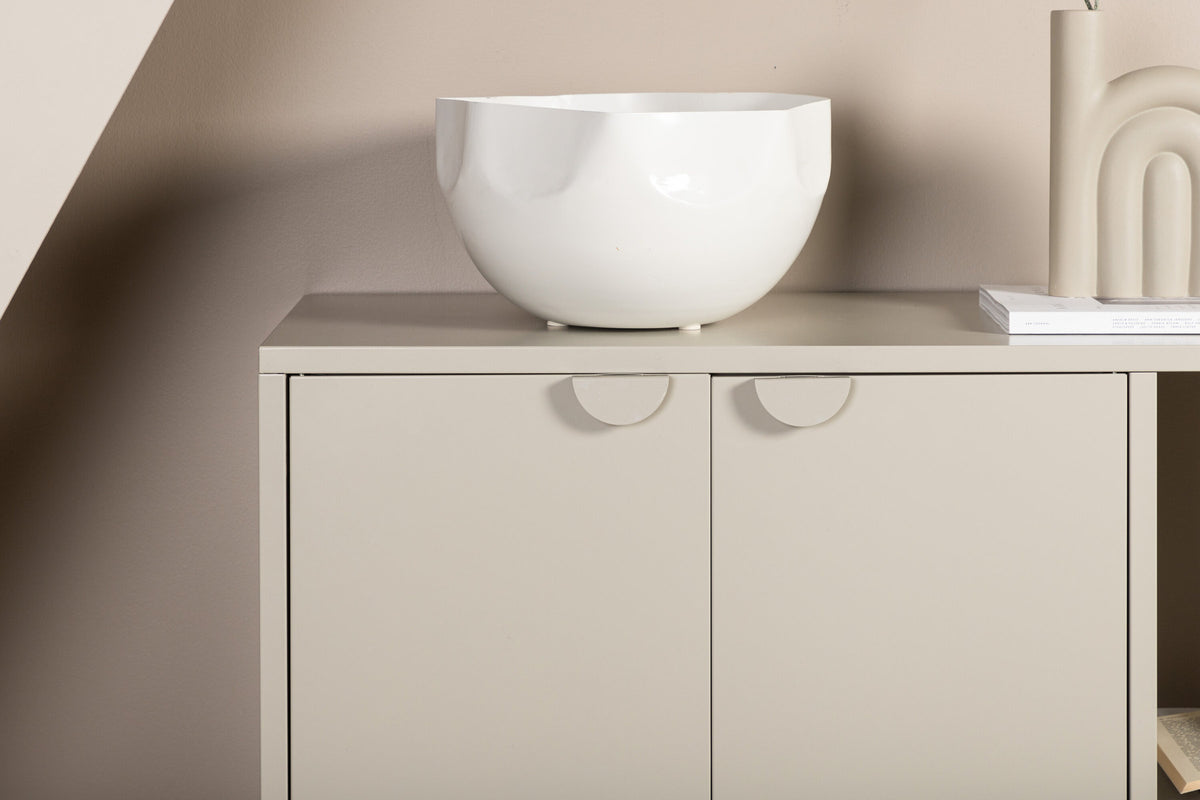 Piring Kommode in Beige präsentiert im Onlineshop von KAQTU Design AG. Cabinet ist von Venture Home