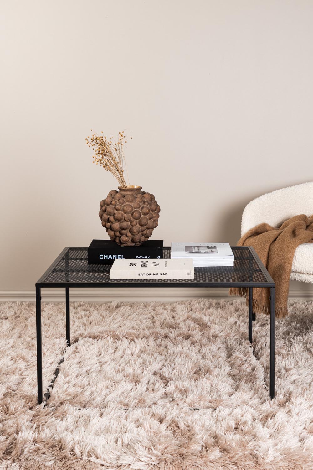 Netz Coffee Tisch in Schwarz präsentiert im Onlineshop von KAQTU Design AG. Beistelltisch ist von Venture Home