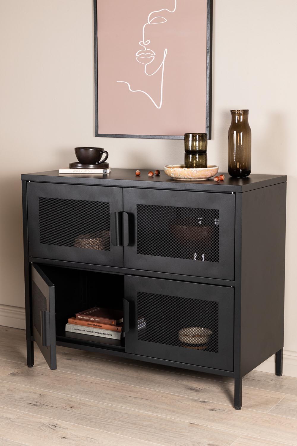 Nett Kabinett in Schwarz präsentiert im Onlineshop von KAQTU Design AG. Cabinet ist von Venture Home