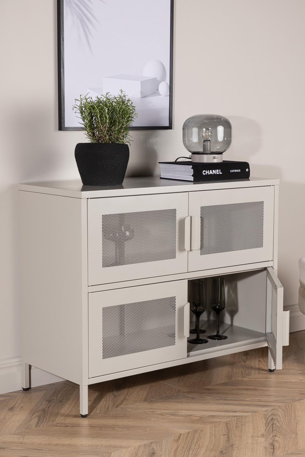 Nett Kabinett in Beige präsentiert im Onlineshop von KAQTU Design AG. Cabinet ist von Venture Home