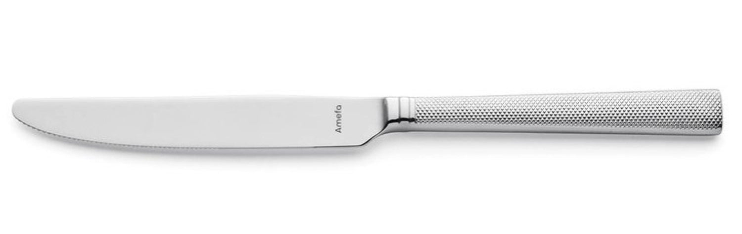 Grau farbiger Bridget Kerzenhalter aus Steingut von Creative Collection, elegant und modern, ideal für stimmungsvolle Dekoration.