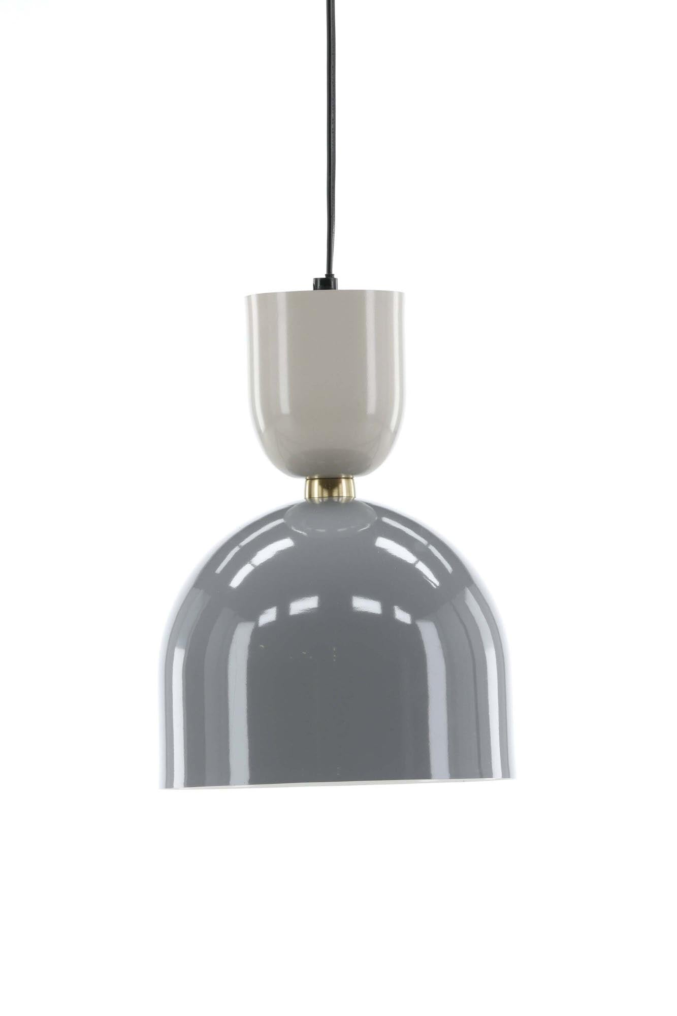 Die Tim Pendelleuchte von Venture Home vereint modernes Design und Funktionalität. Robuste Stahlkonstruktion, flexible Aufhängung und optimale Lichtverteilung für jeden Raum.