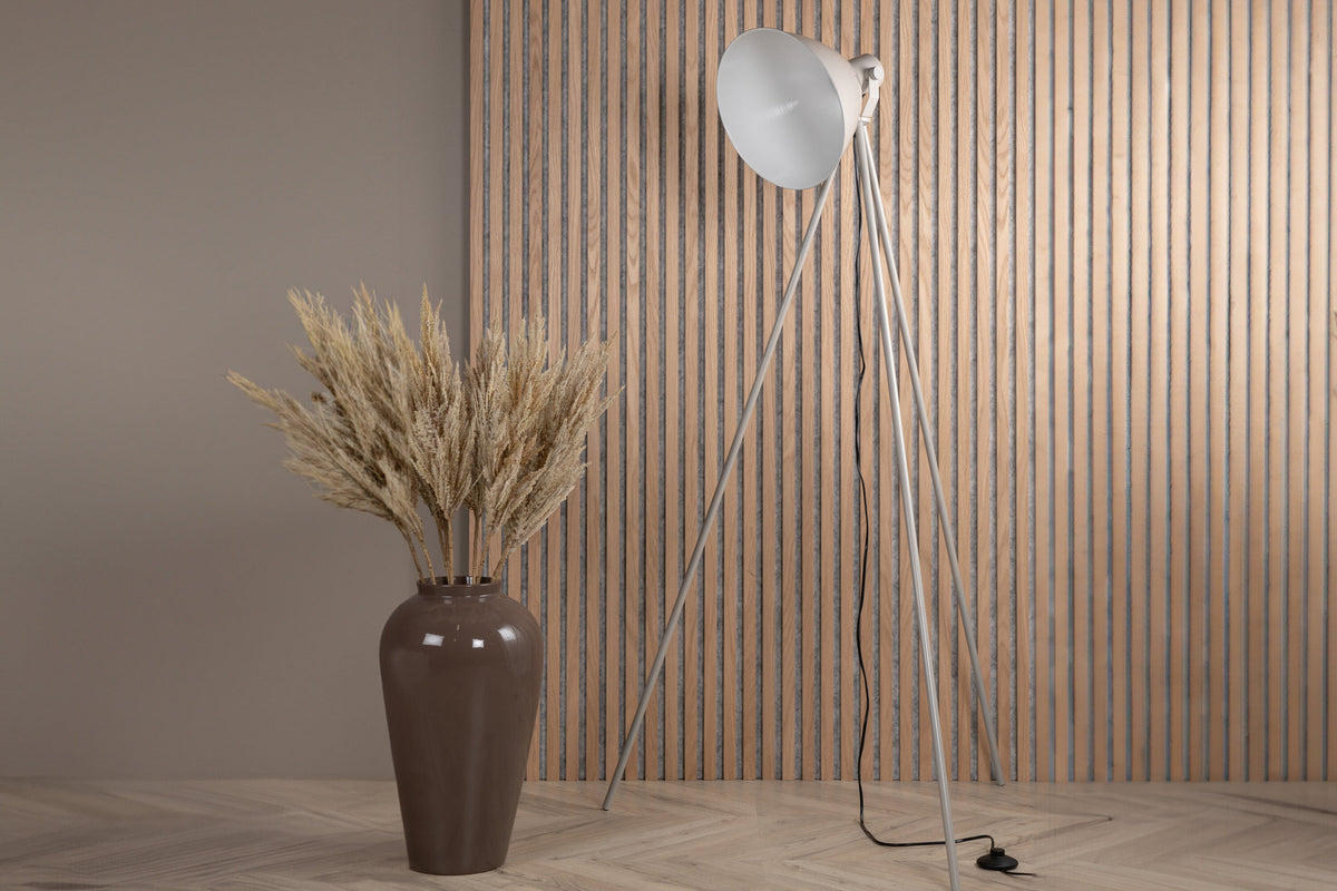 Tiv Stehleuchte in Beige präsentiert im Onlineshop von KAQTU Design AG. Stehleuchte ist von Venture Home