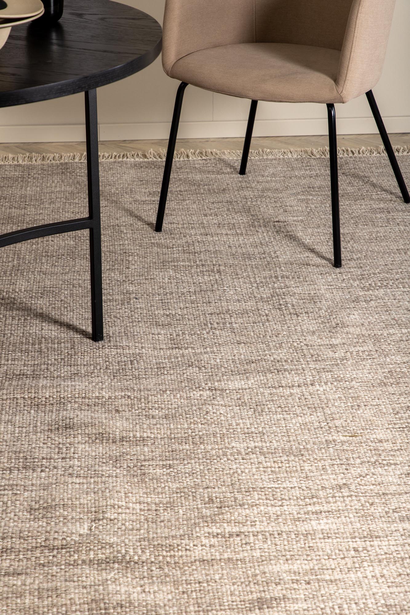 Cyrus Teppich in Beige präsentiert im Onlineshop von KAQTU Design AG. Teppich ist von Venture Home