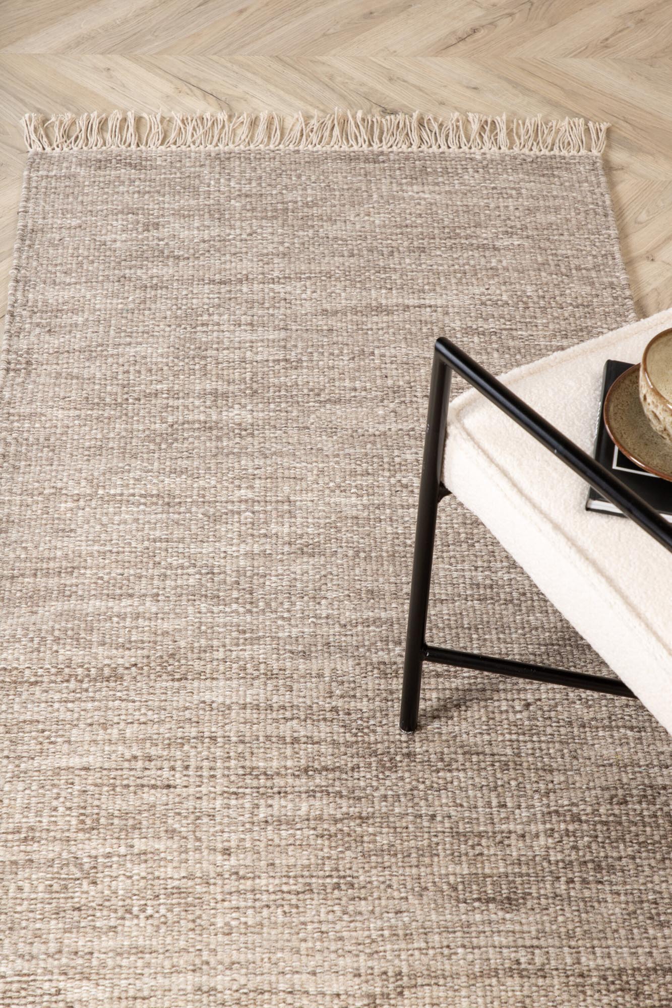 Cyrus Teppich in Beige präsentiert im Onlineshop von KAQTU Design AG. Teppich ist von Venture Home