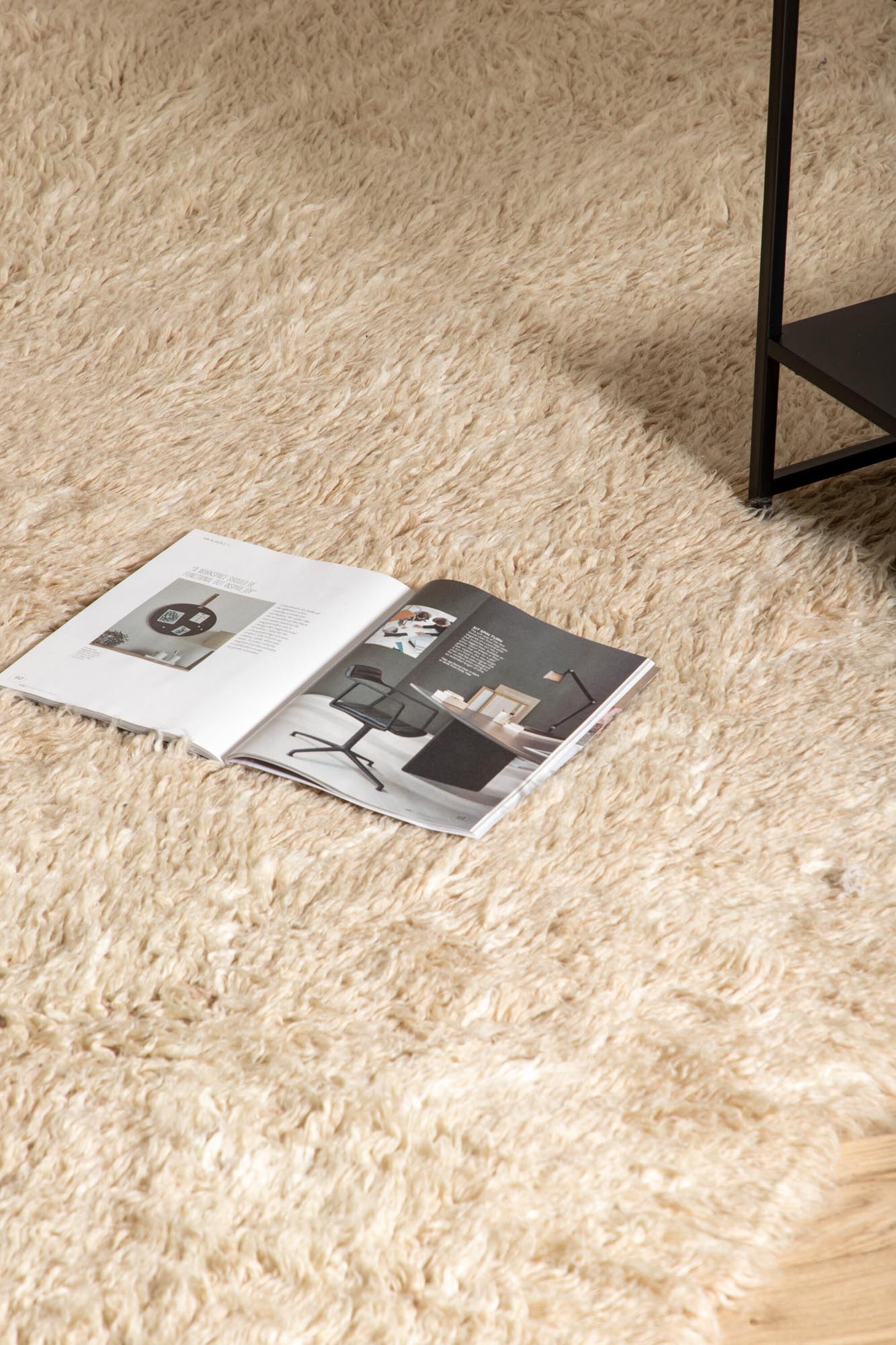 Leiko Teppich in Beige präsentiert im Onlineshop von KAQTU Design AG. Teppich ist von Venture Home