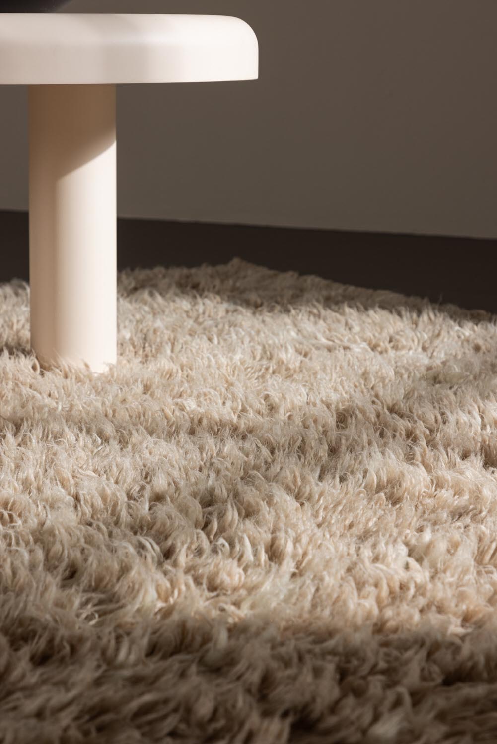 Leiko Teppich in Beige präsentiert im Onlineshop von KAQTU Design AG. Teppich ist von Venture Home