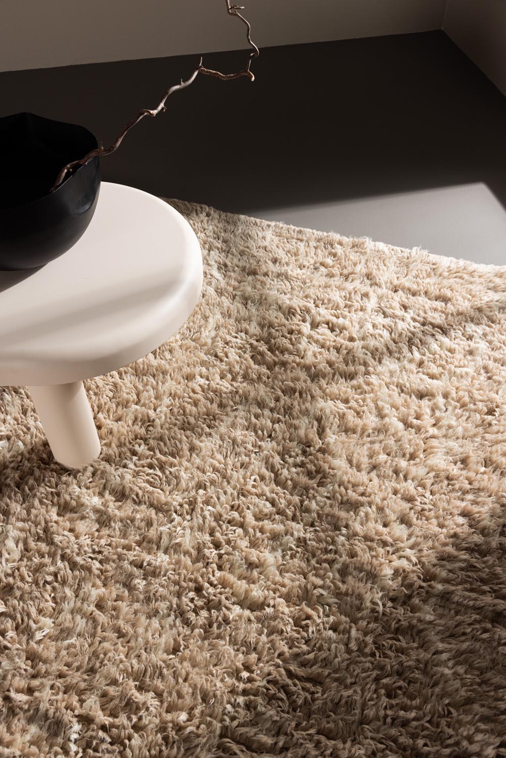 Leiko Teppich in Beige präsentiert im Onlineshop von KAQTU Design AG. Teppich ist von Venture Home
