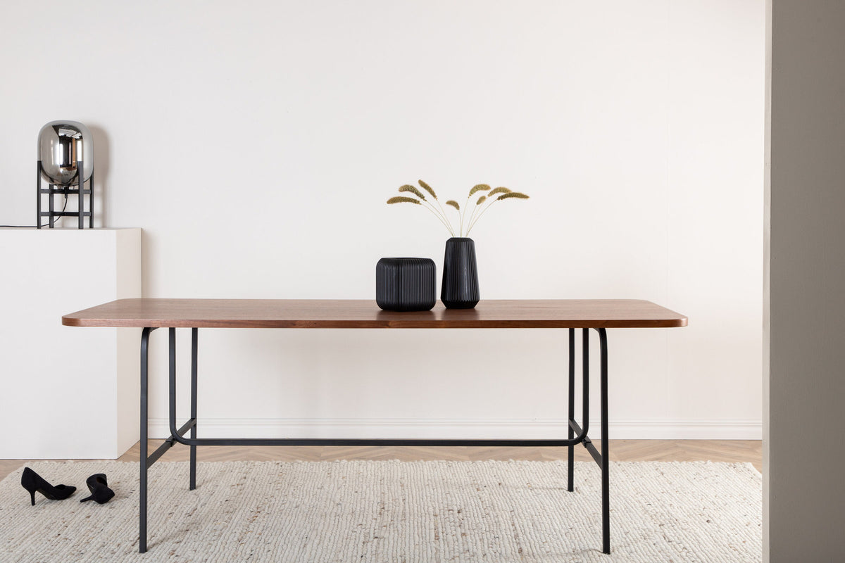 Loump Teppich in Beige/Weiss präsentiert im Onlineshop von KAQTU Design AG. Teppich ist von Venture Home