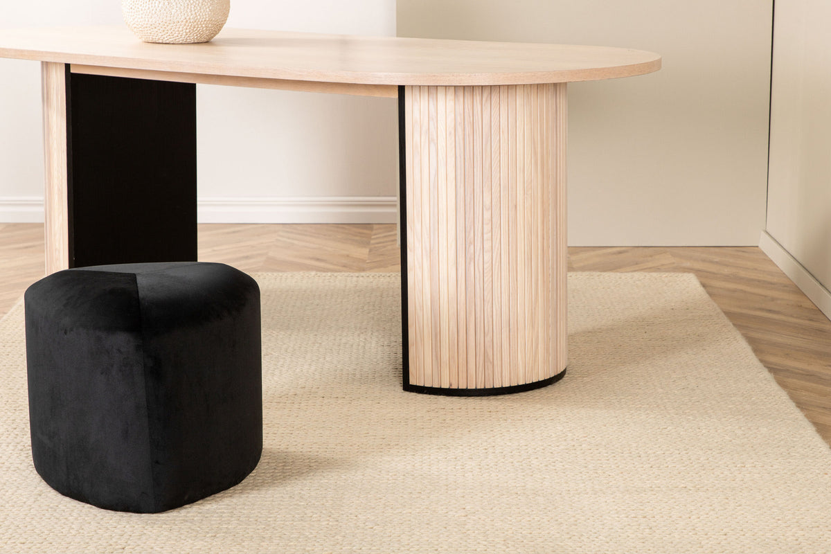 Marta Teppich in Weiss präsentiert im Onlineshop von KAQTU Design AG. Teppich ist von Venture Home