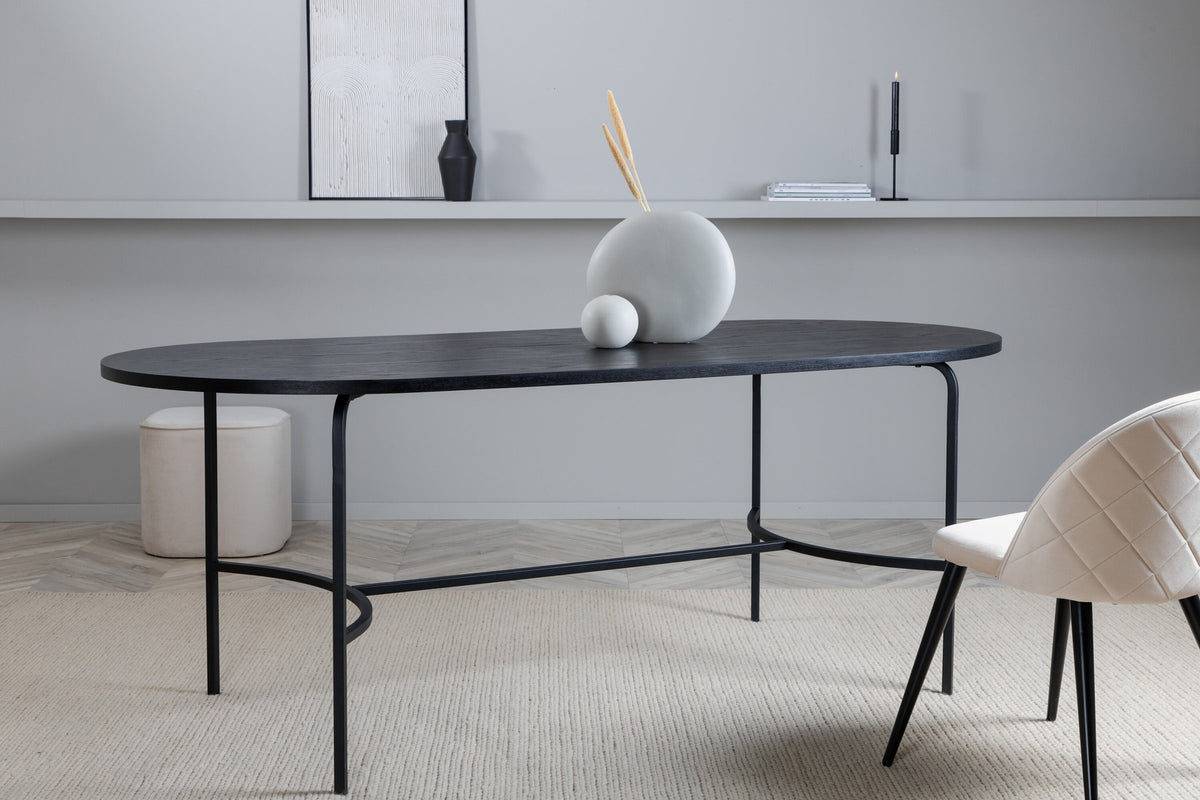 Marta Teppich in Weiss präsentiert im Onlineshop von KAQTU Design AG. Teppich ist von Venture Home