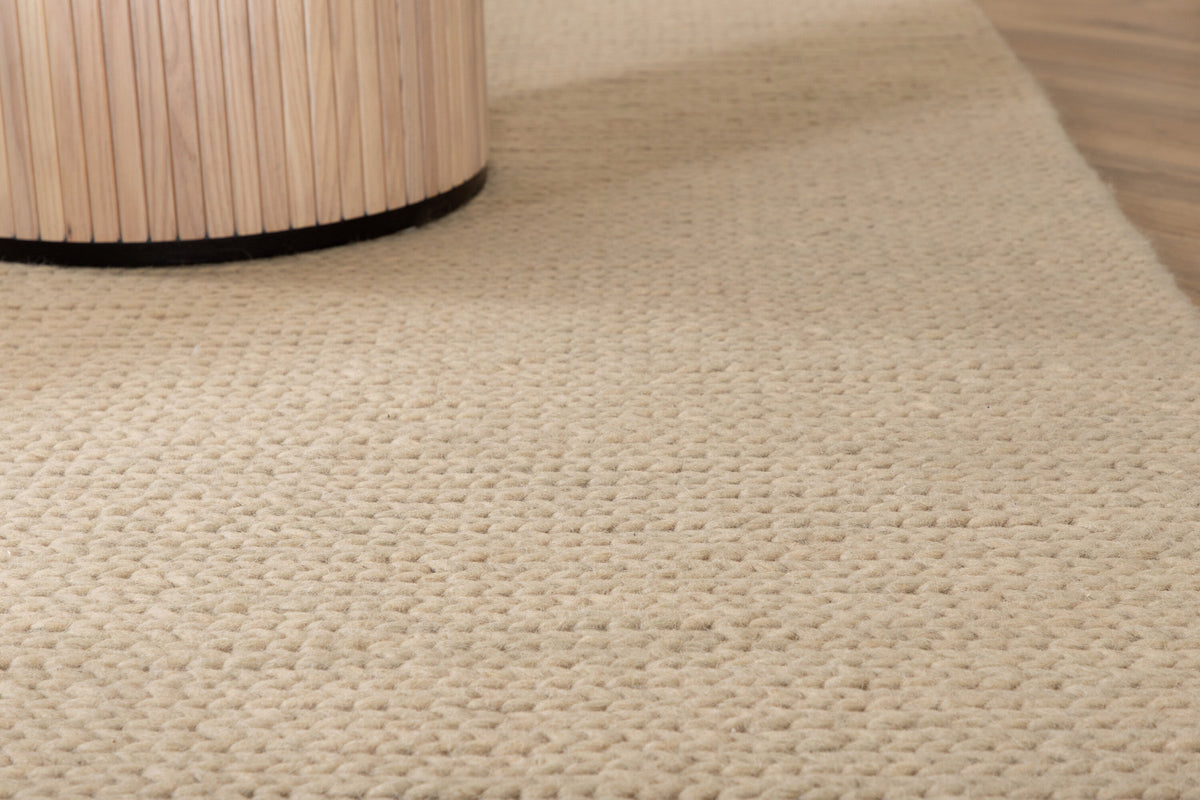 Marta Teppich in Weiss präsentiert im Onlineshop von KAQTU Design AG. Teppich ist von Venture Home
