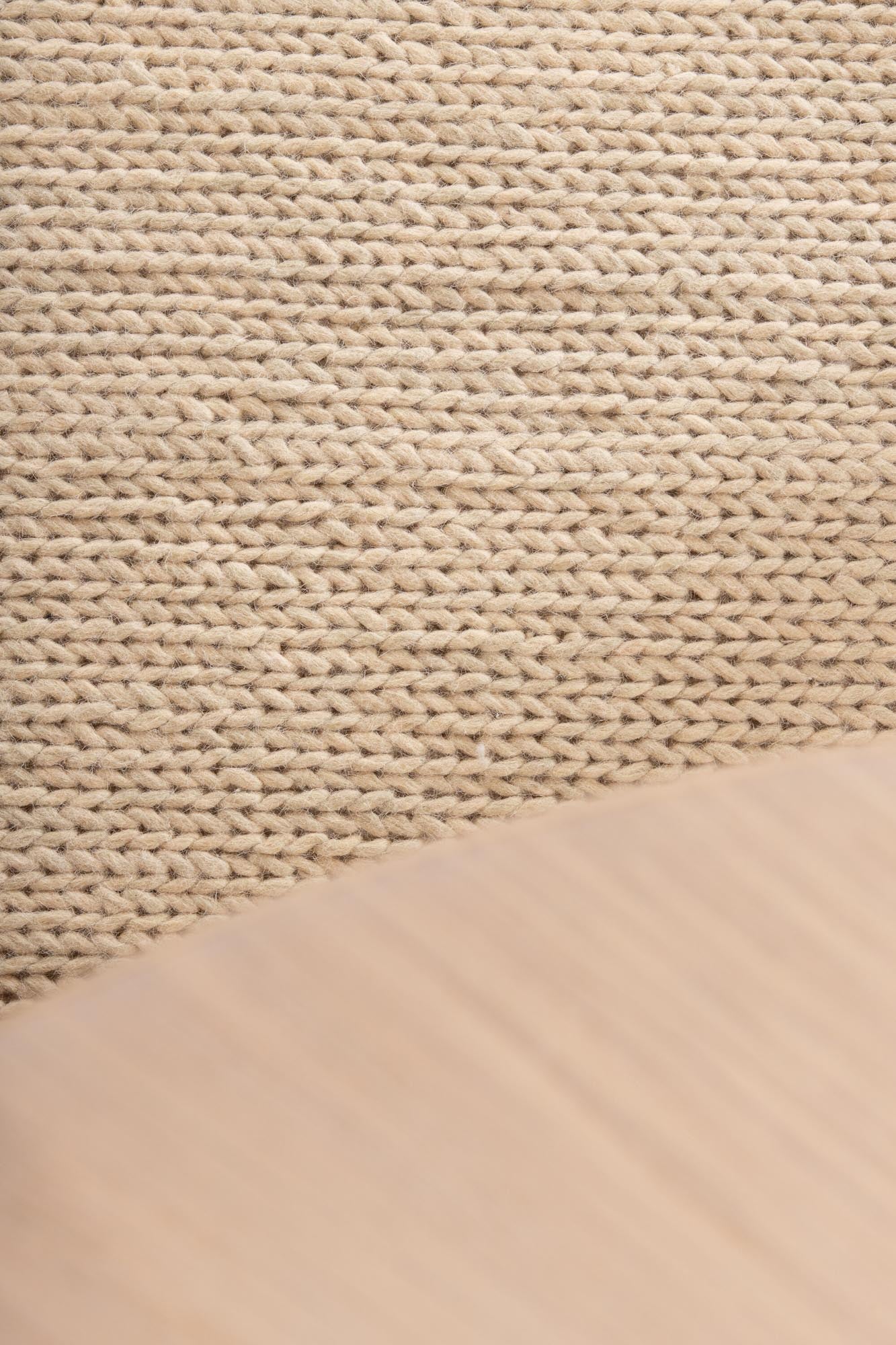 Marta Teppich in Weiss präsentiert im Onlineshop von KAQTU Design AG. Teppich ist von Venture Home