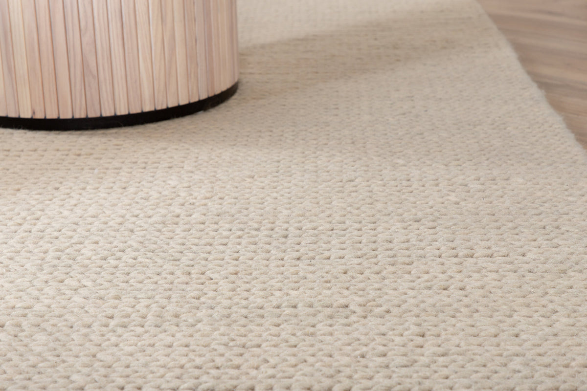 Marta Teppich in Weiss präsentiert im Onlineshop von KAQTU Design AG. Teppich ist von Venture Home