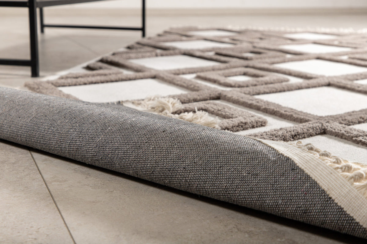 Towa Teppich in Braun präsentiert im Onlineshop von KAQTU Design AG. Teppich ist von Venture Home