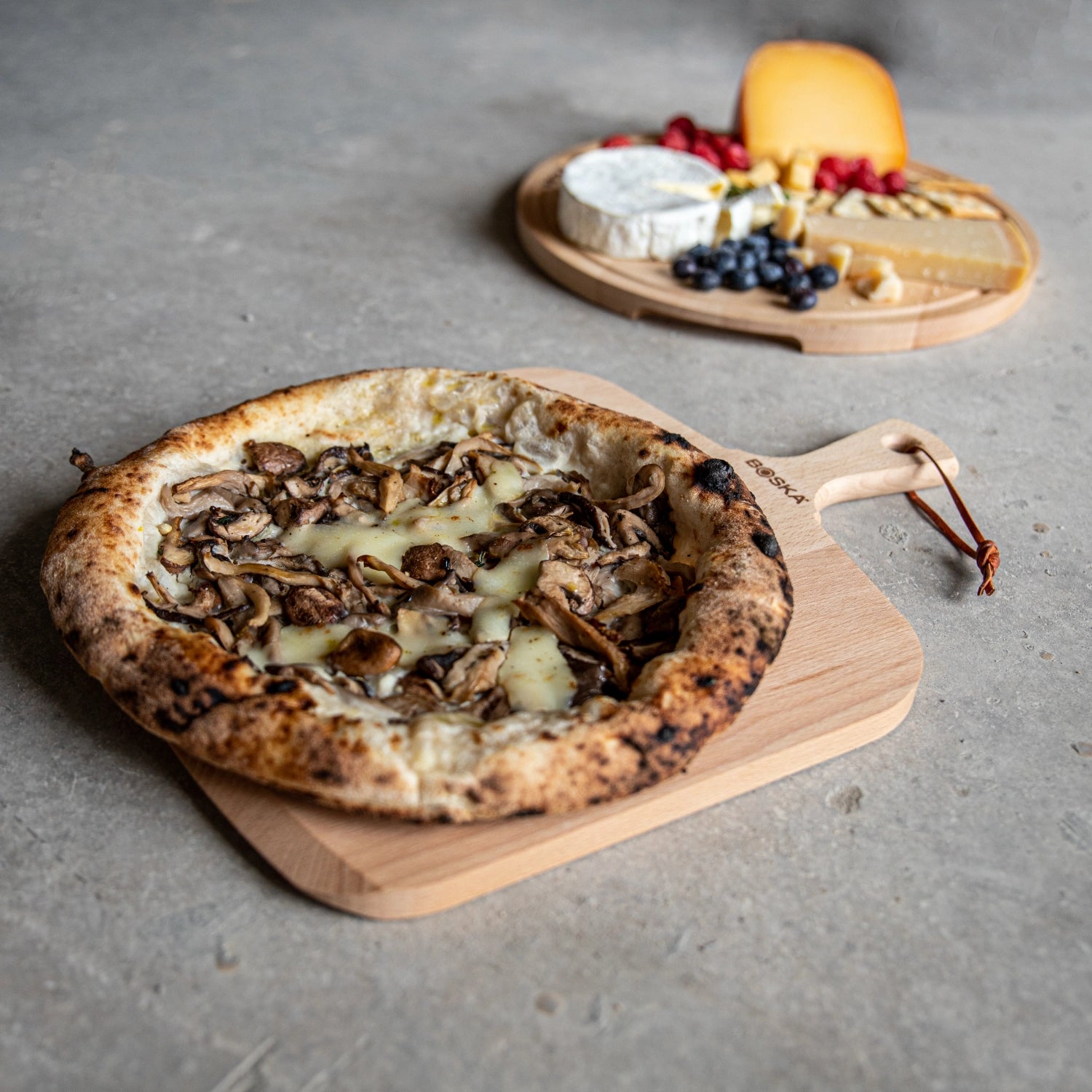 Pizzaschaufel Amigo von Boska, ideal zum Servieren und Wenden von Pizzen, aus hochwertigem Material, perfekt für Pizza-Liebhaber.