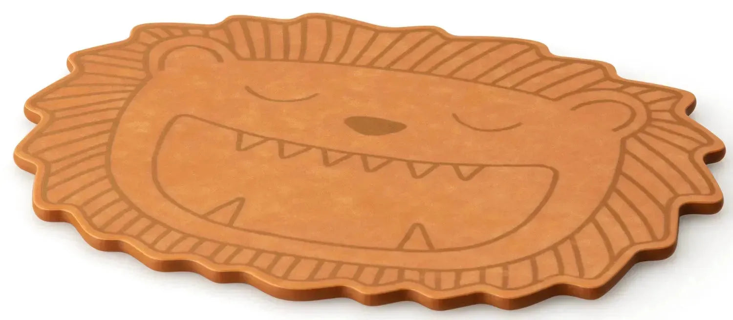 Duracore hell Kinderbrett Löwe, 23.3x17x0.6 cm in Braun präsentiert im Onlineshop von KAQTU Design AG. Küchenhelfer ist von Continenta