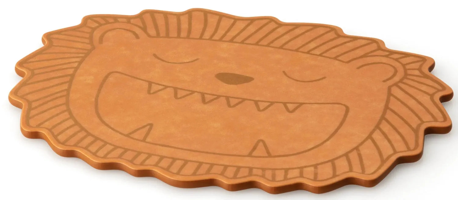 Duracore hell Kinderbrett Löwe, 23.3x17x0.6 cm in Braun präsentiert im Onlineshop von KAQTU Design AG. Küchenhelfer ist von Continenta