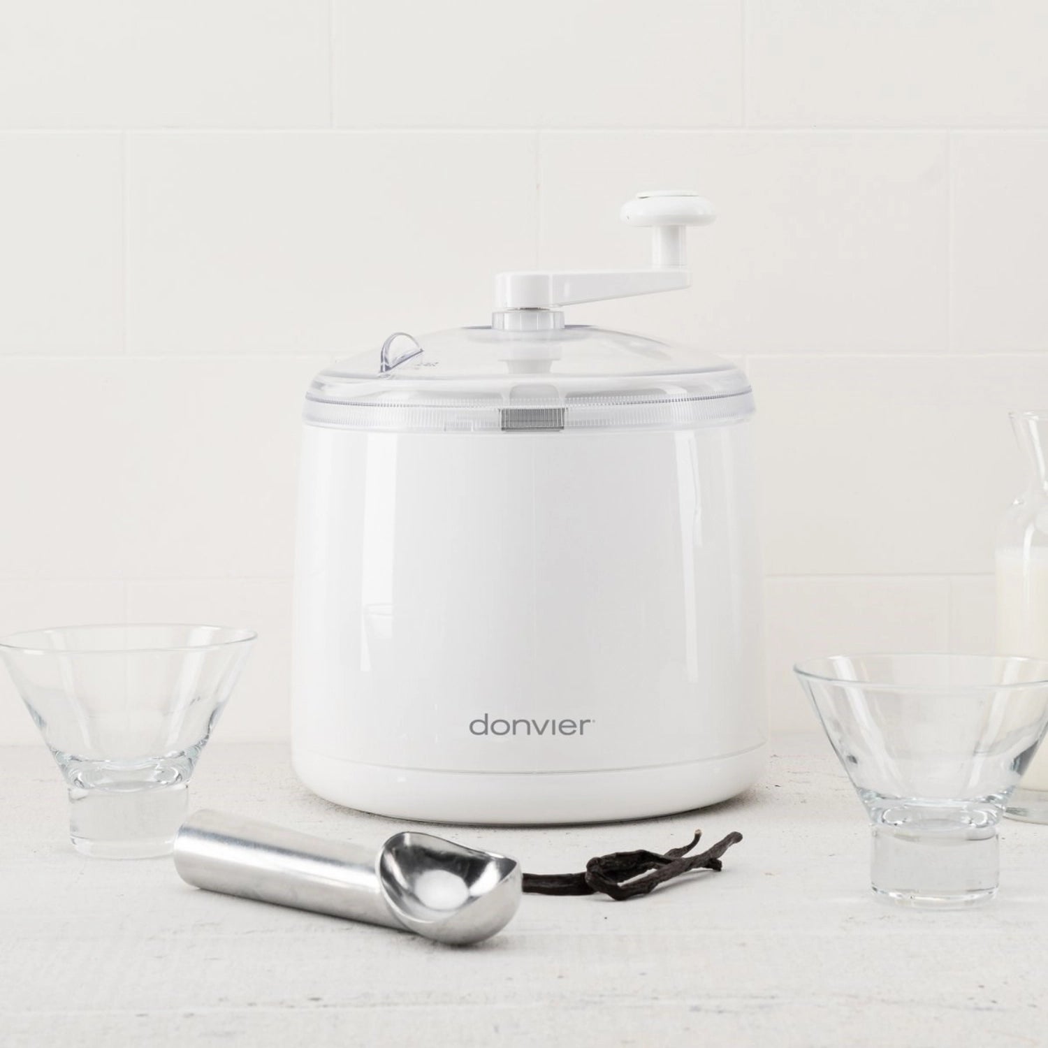 DONVIER Ice-Cream Maker 0.9L weiss