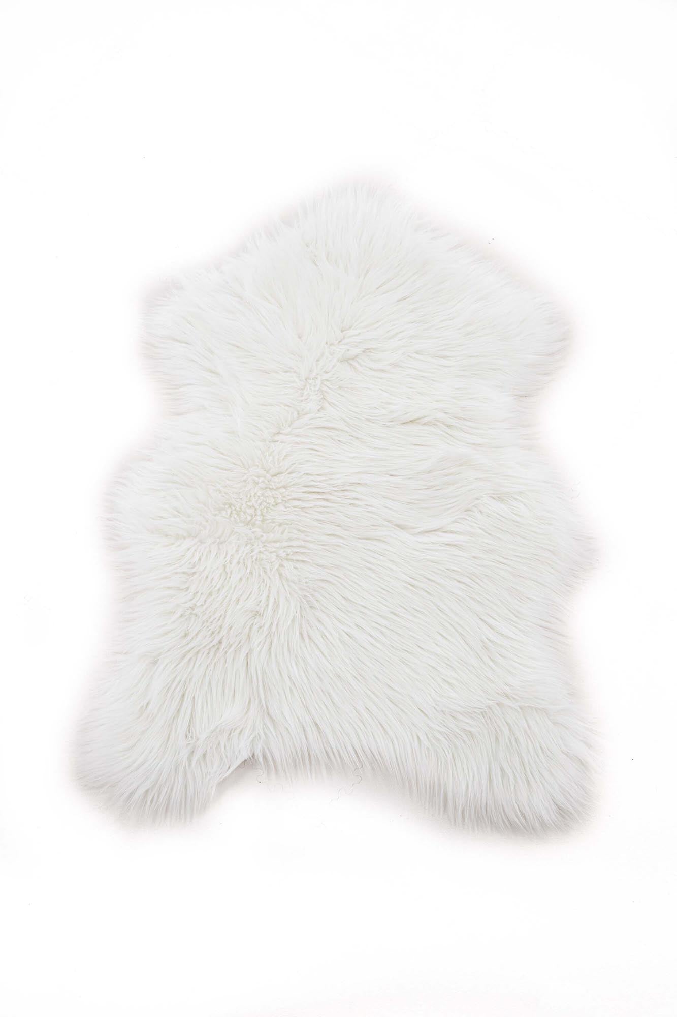 Katy Schaffell in Weiss präsentiert im Onlineshop von KAQTU Design AG. Fell ist von Venture Home