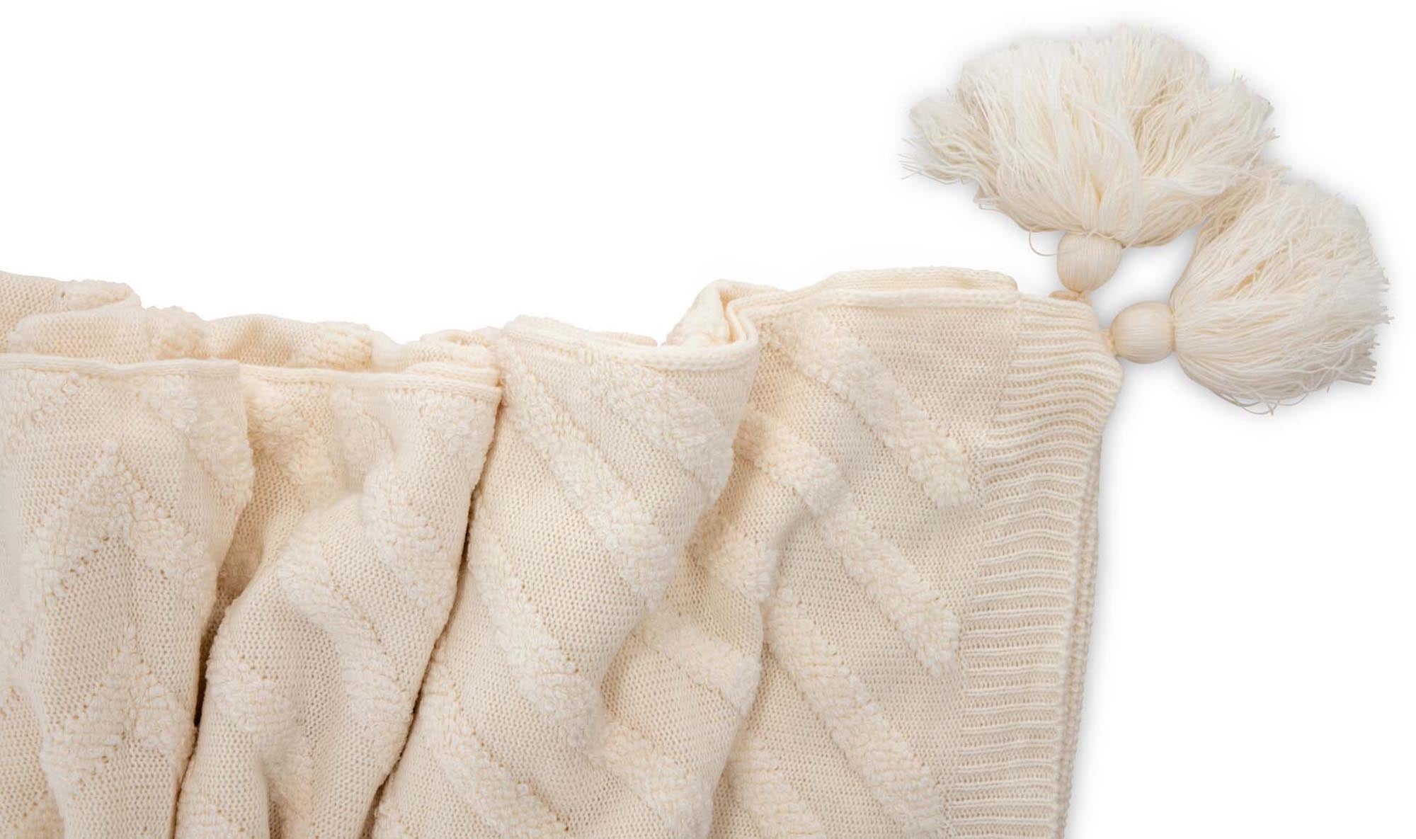 Katlyn Throw in Cremefarben präsentiert im Onlineshop von KAQTU Design AG. Wolldecke ist von Venture Home