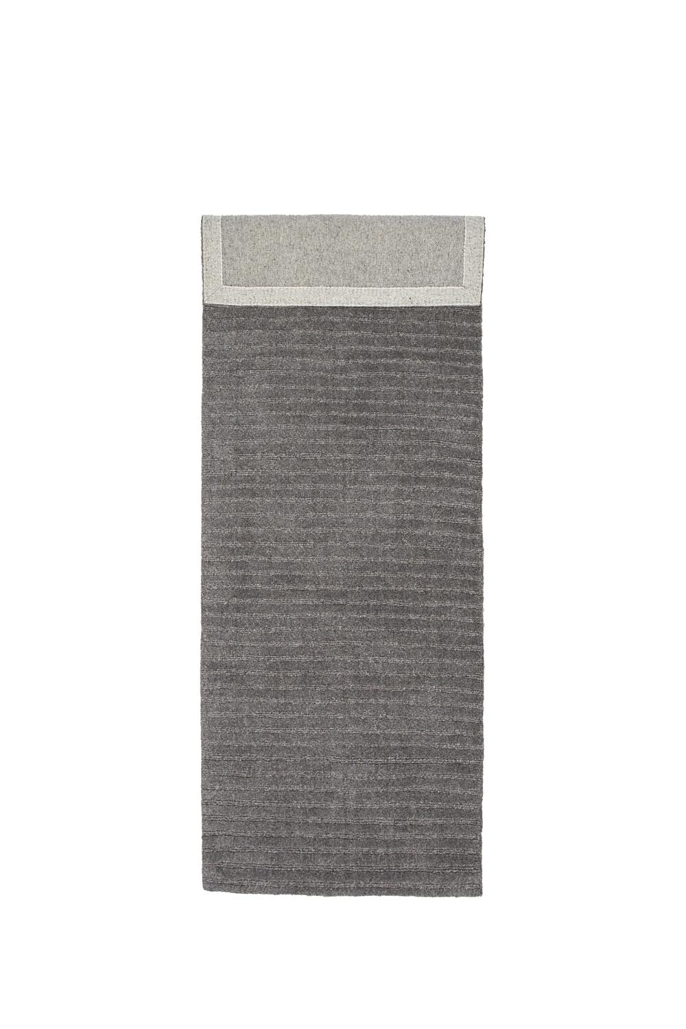 Milton Teppich in Dunkelgrau präsentiert im Onlineshop von KAQTU Design AG. Teppich ist von Venture Home