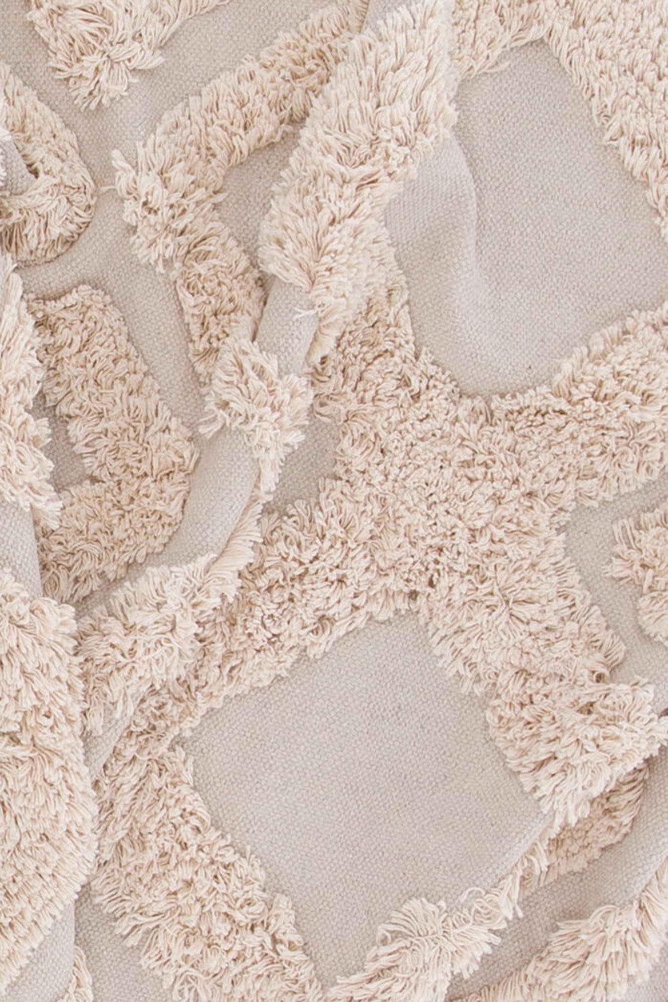 Hilma Teppich in Beige präsentiert im Onlineshop von KAQTU Design AG. Teppich ist von Venture Home