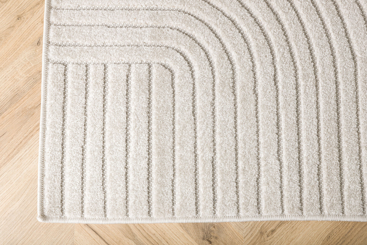 Vince Teppich in Weiss präsentiert im Onlineshop von KAQTU Design AG. Teppich ist von Venture Home