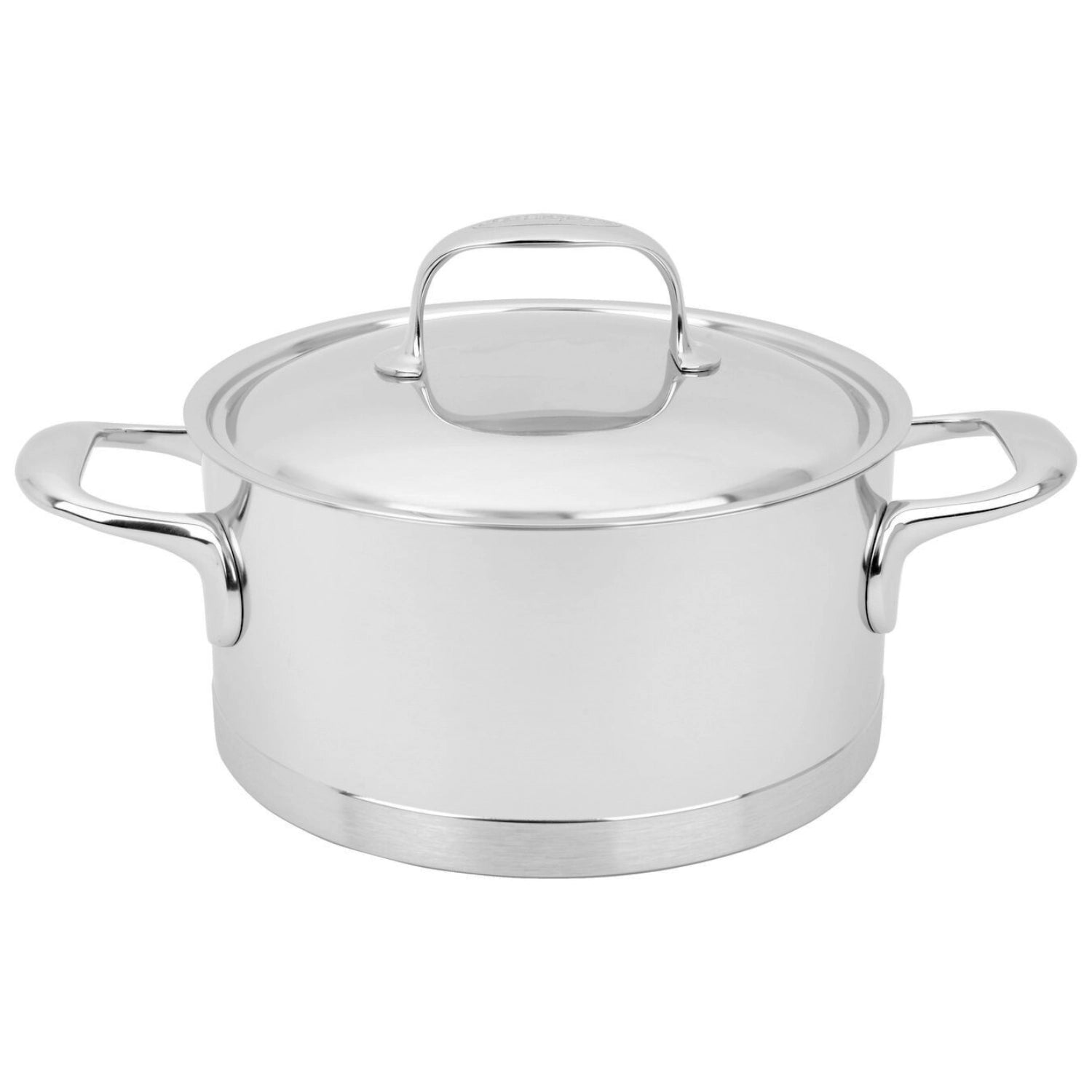 Eleganter halbhoher Kochtopf aus der Atlantis-Serie von Demeyere, ideal für vielseitige Kochanwendungen und gleichmäßige Hitzeverteilung.