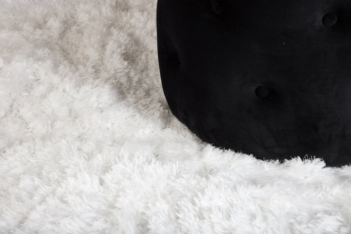 Grace Teppich in Weiss präsentiert im Onlineshop von KAQTU Design AG. Teppich ist von Venture Home
