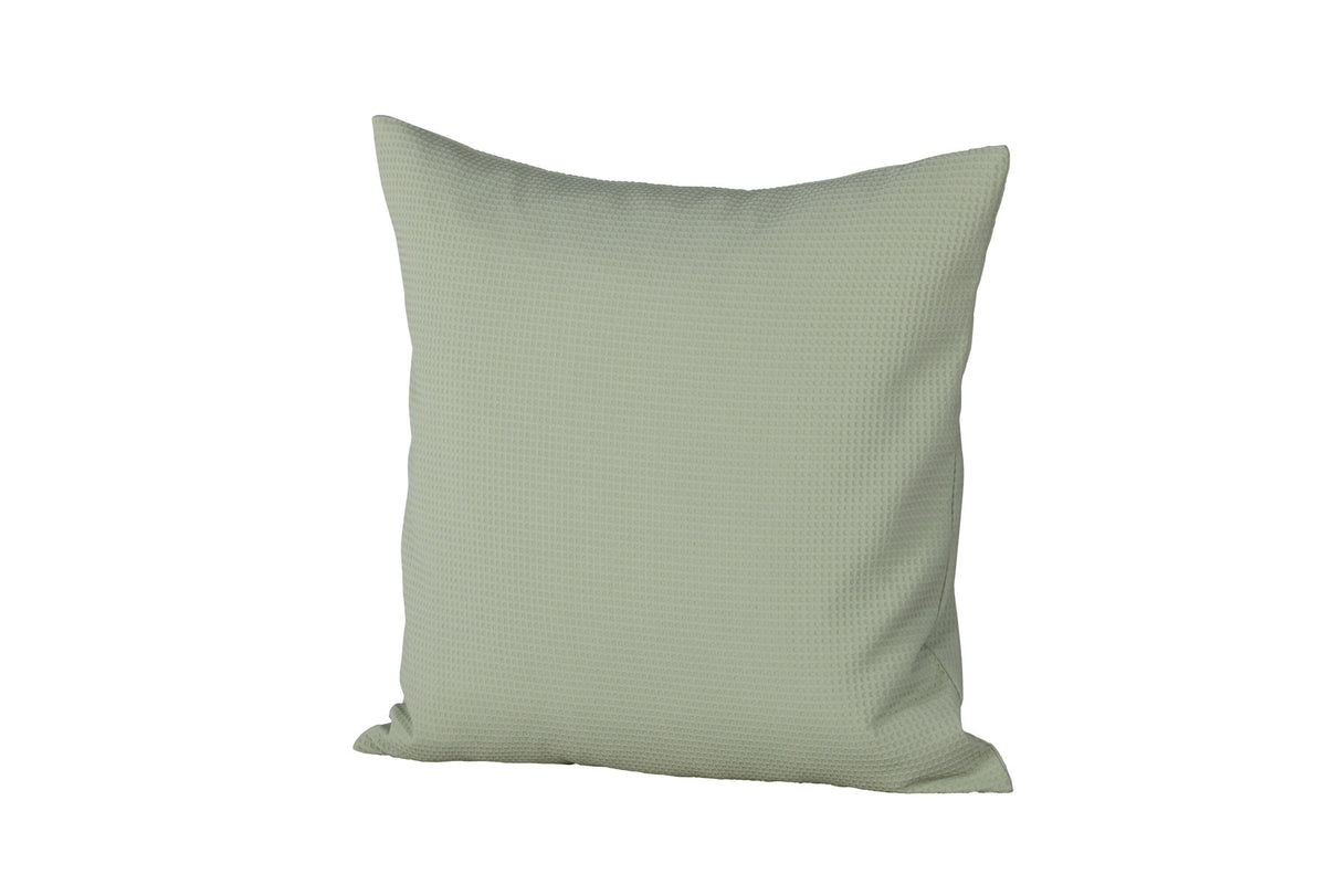 Celine Kissenbezug in Grün präsentiert im Onlineshop von KAQTU Design AG. Deko Kissenbezug ist von Venture Home