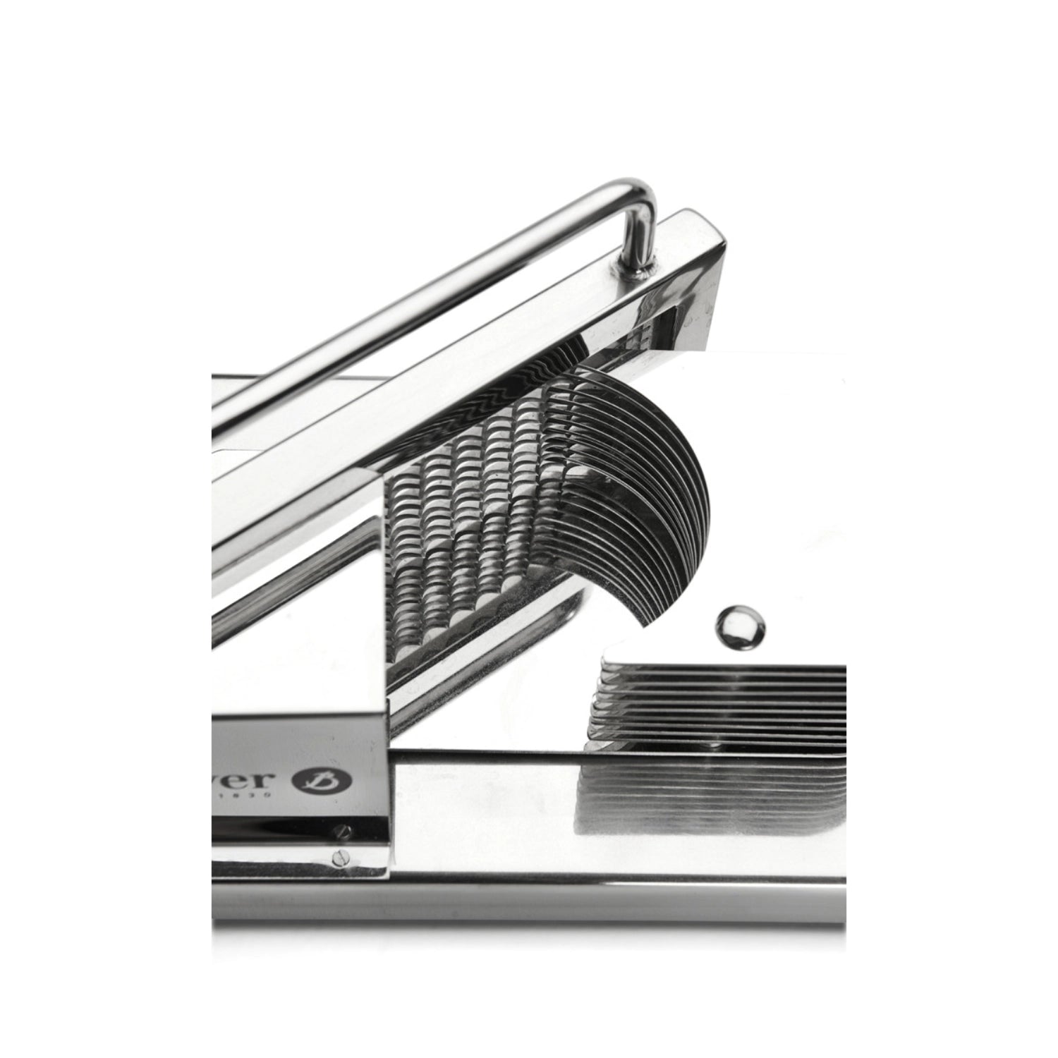 Tomatenschneider von de Buyer, ideal für gleichmäßige 5.5mm Scheiben, perfekt für Salate und Dekoration, robustes Universalmesser.