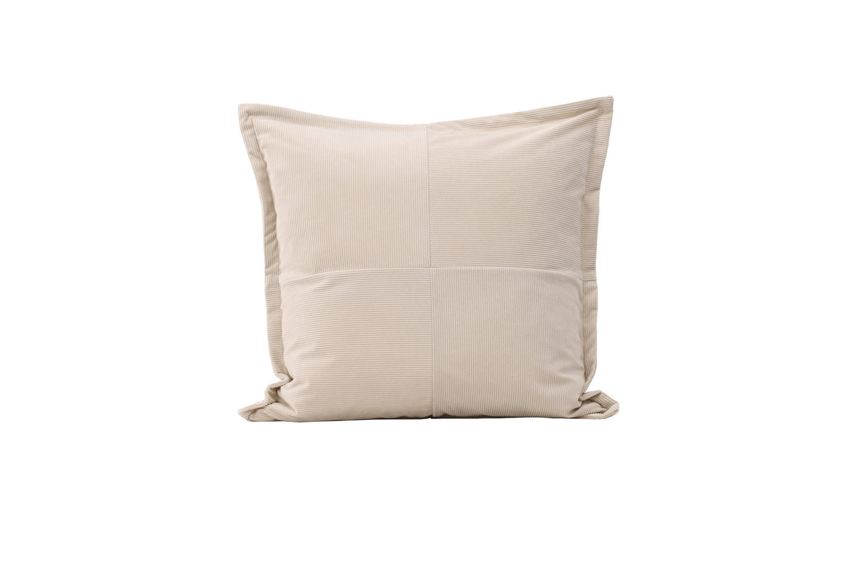 Lykke Kissenbezug in Beige präsentiert im Onlineshop von KAQTU Design AG. Deko Kissenbezug ist von Venture Home
