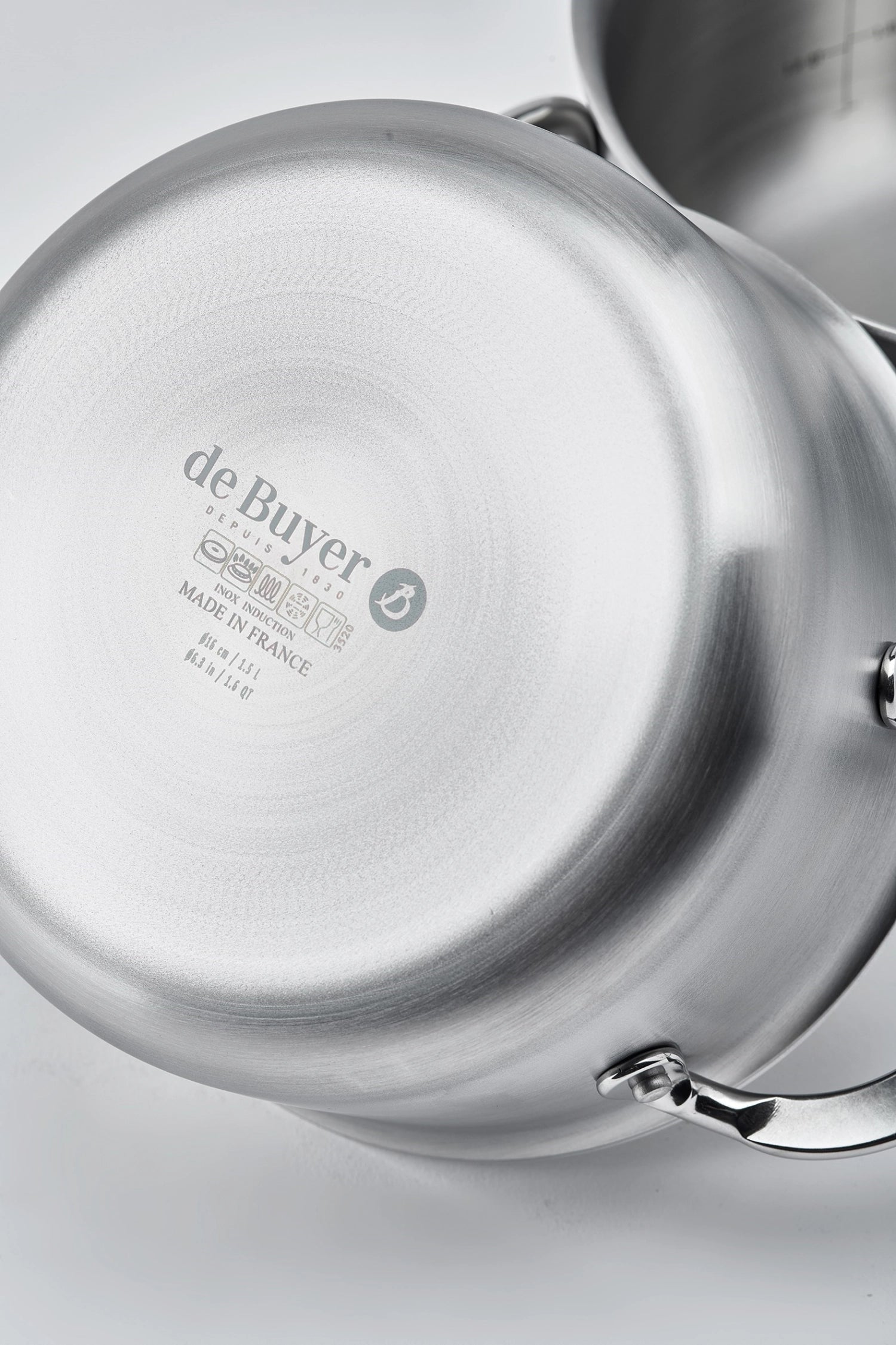 Robuster Bratentopf ohne Deckel von de Buyer, 20 cm, ideal für vielseitige Zubereitung von Fleisch, Gemüse und mehr.