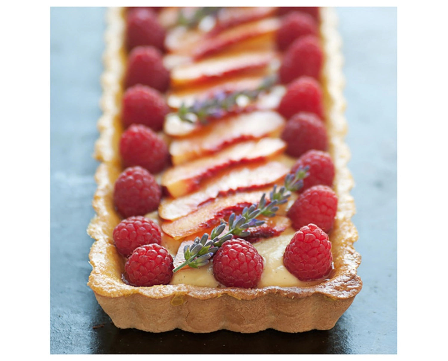 Hochwertige Kuchenform von de Buyer, geriffelt, 20x8 cm, ideal für perfekte Backergebnisse und kreative Kuchenideen.