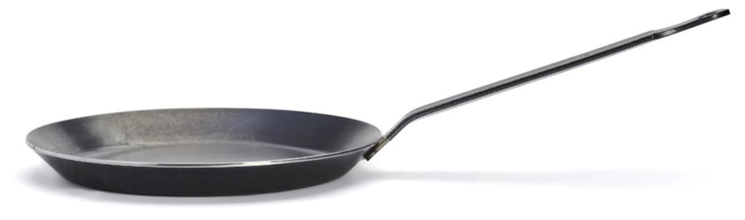 Elegante 20 cm Crêpes Pfanne aus langlebigem Blaustahl von de Buyer, perfekt für die Zubereitung köstlicher, dünner Crêpes.