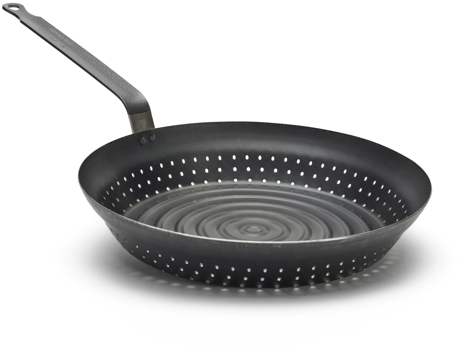 Marronipfanne von de Buyer, seitlich gelocht, Ø 28 cm, ideal für Outdoor-Kochen, robust und vielseitig einsetzbar.