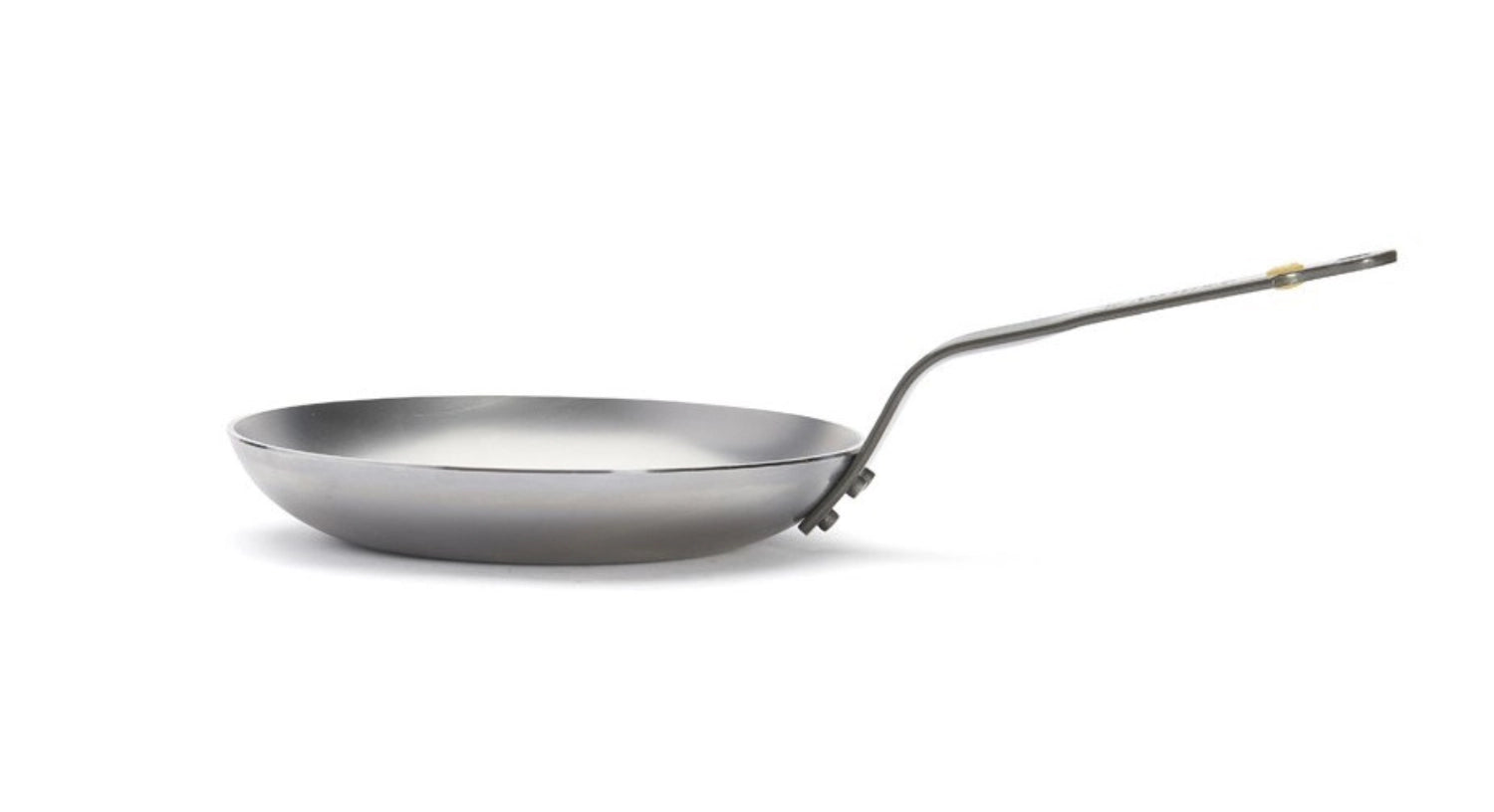 Hochwertige 28 cm Omelettepfanne von de Buyer, geeignet für Induktion, aus langlebigem Material für gleichmäßige Wärmeverteilung und optimale Bratqualität.