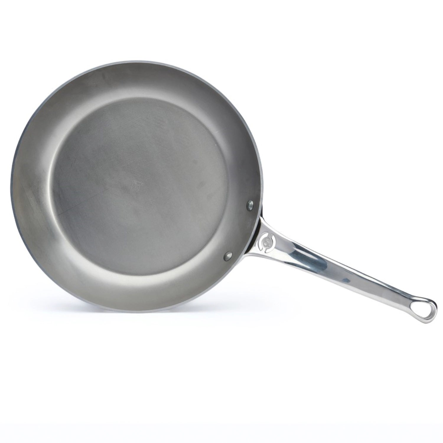 Robuste 28 cm Eisenbratpfanne von de Buyer, perfekt für Induktionsherde, ideal für gleichmäßiges Braten und hohe Temperaturen.