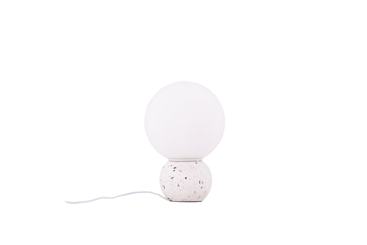 Metz Tischleuchte in Weiss präsentiert im Onlineshop von KAQTU Design AG. Tischleuchte ist von Venture Home