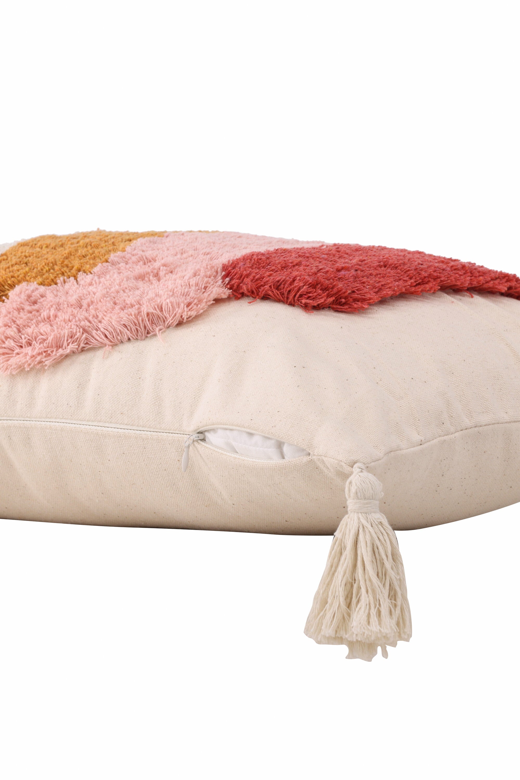 Joline Kissenbezug in Weiss präsentiert im Onlineshop von KAQTU Design AG. Deko Kissenbezug ist von Venture Home