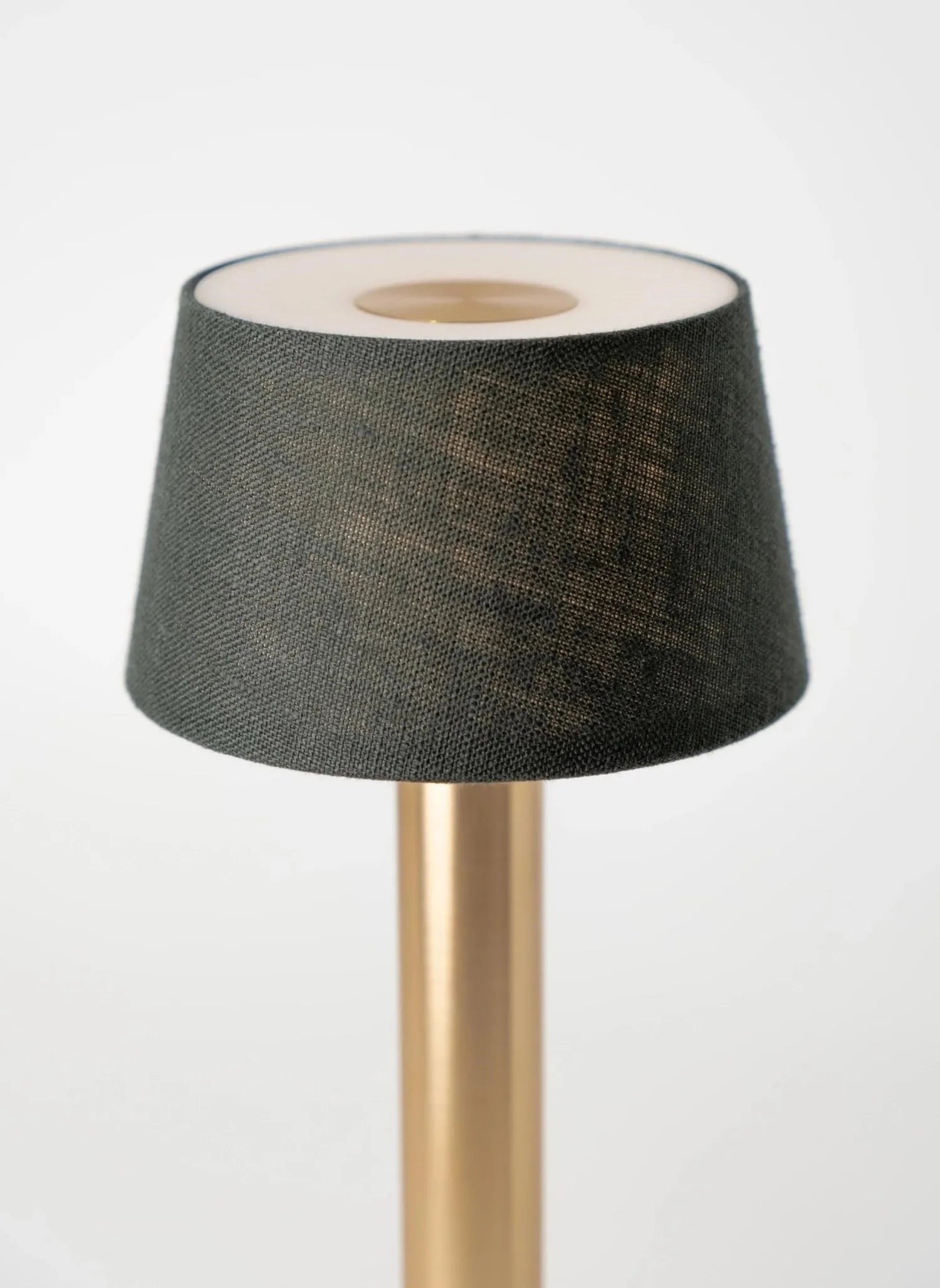 Stilvolle Humble Light Lampe in Gold und Smaragd, 21.2x8.8 cm.