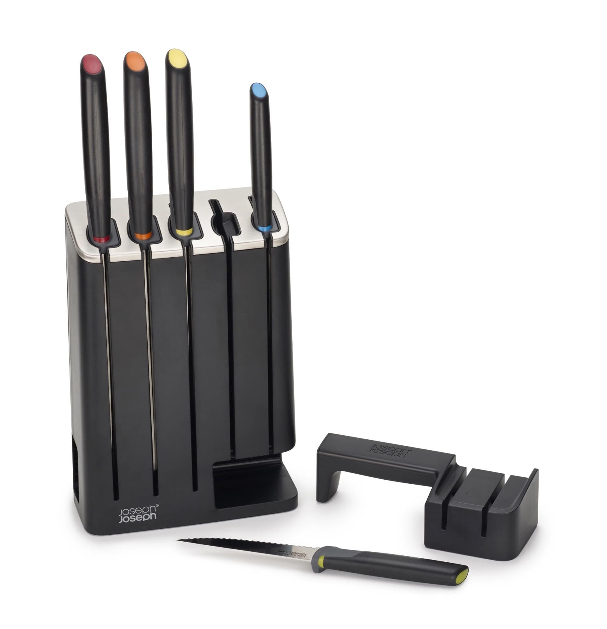 Entdecken Sie das elegante 5-teilige Messerset von Joseph Joseph: Hochwertige Edelstahlmesser, ergonomisches Design und praktischer Messerschärfer im kompakten Block.