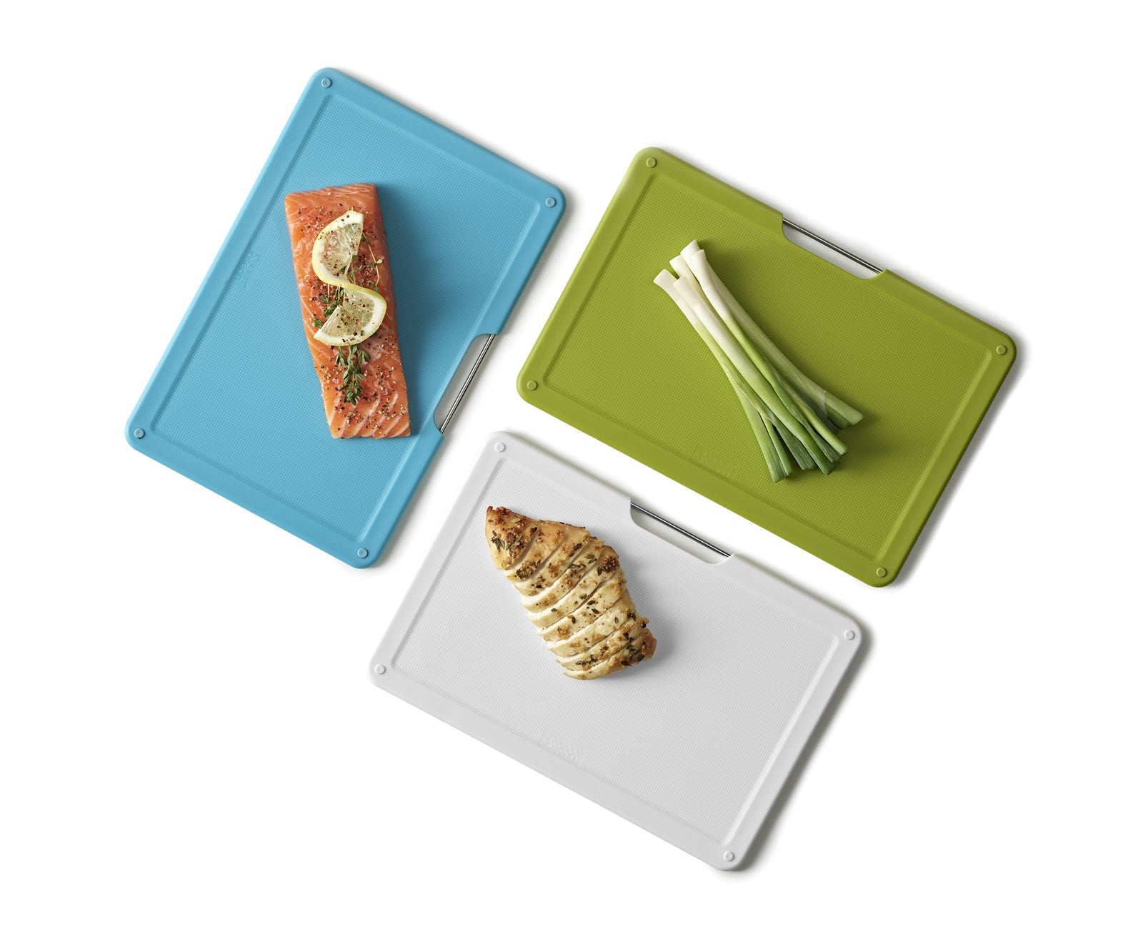 Das Folio Slim 3-teiliges Regaleinhänge-Schneidebrett-Set von Joseph Joseph bietet platzsparende, hygienische Lösungen für Ihre Küchenbedürfnisse.