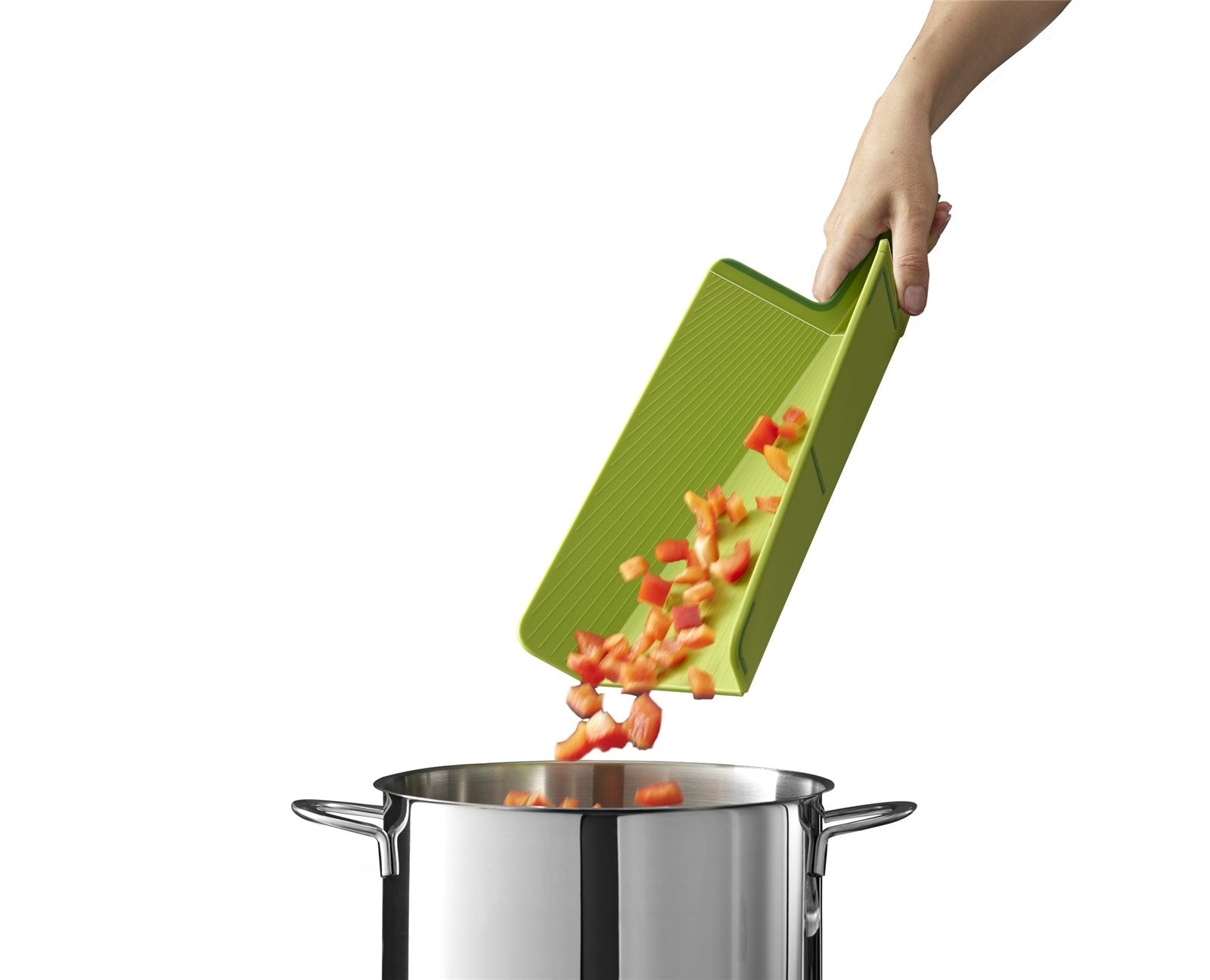 Das Chop2Pot Plus in Grün von Joseph Joseph ist ein praktisches, faltbares Schneidebrett (45x26.3 cm), das Platz spart und das Kochen erleichtert.