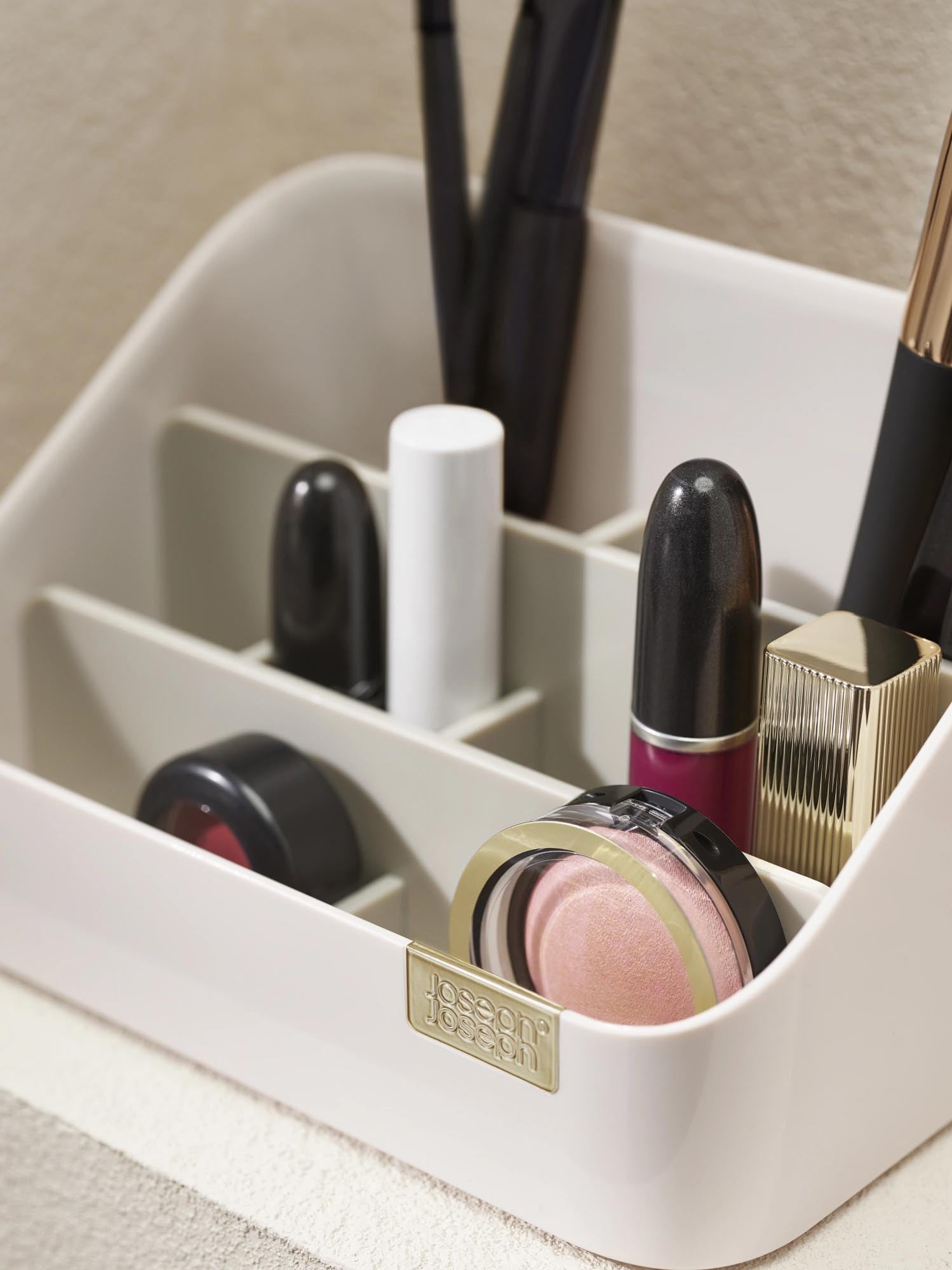 Praktischer Kosmetik-Organizer von Joseph Joseph mit gestuftem Design, perfekt für Make-up und Pflege, Masse: 18x10.7x11cm.