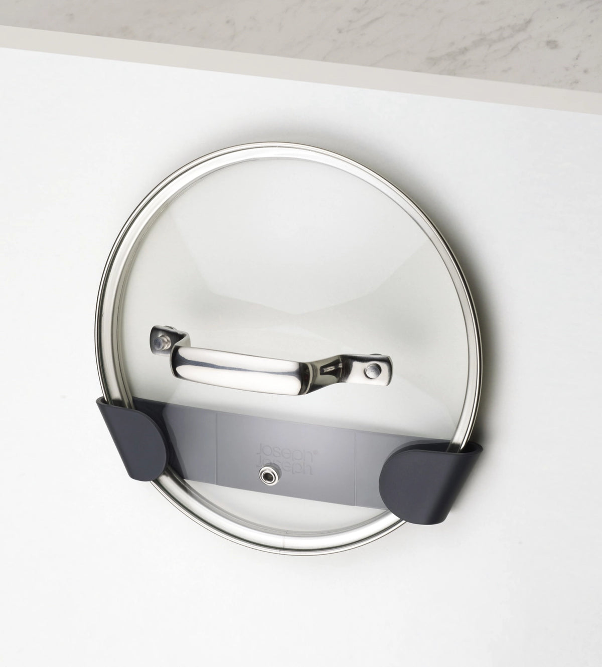 CupboardStore für Pfannendeckel, 4 Stk. in Silber präsentiert im Onlineshop von KAQTU Design AG. Aufbewahrungsbehälter ist von Joseph Joseph