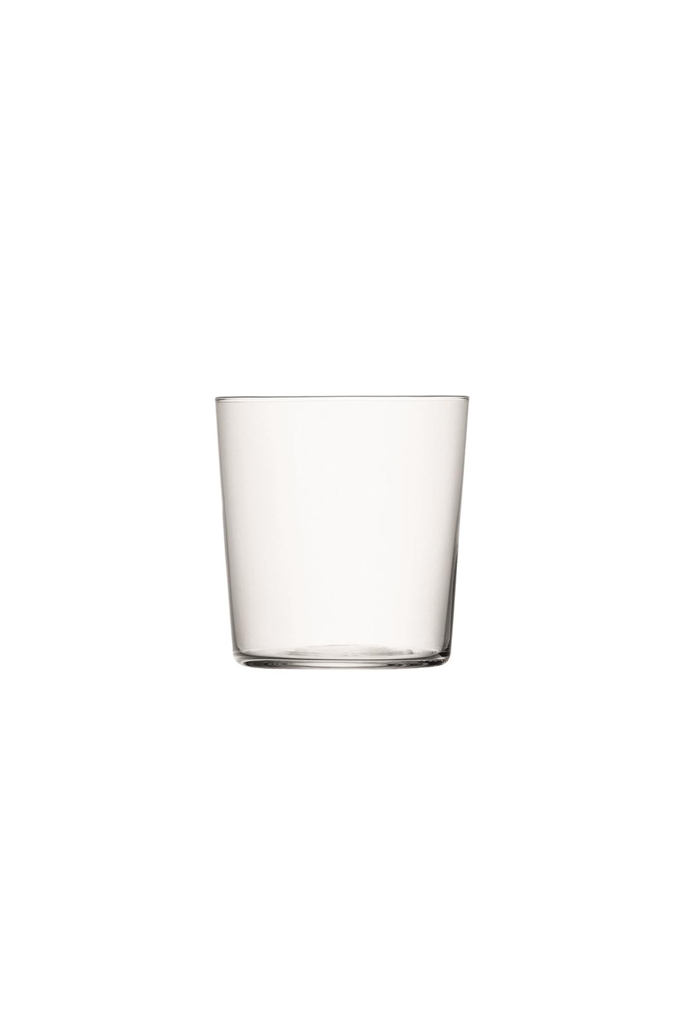 Entdecken Sie die stilvollen 390ml Gio Becher von LSA. Klare Glasoptik, vielseitig einsetzbar und spülmaschinenfest – ideal für jeden Anlass!