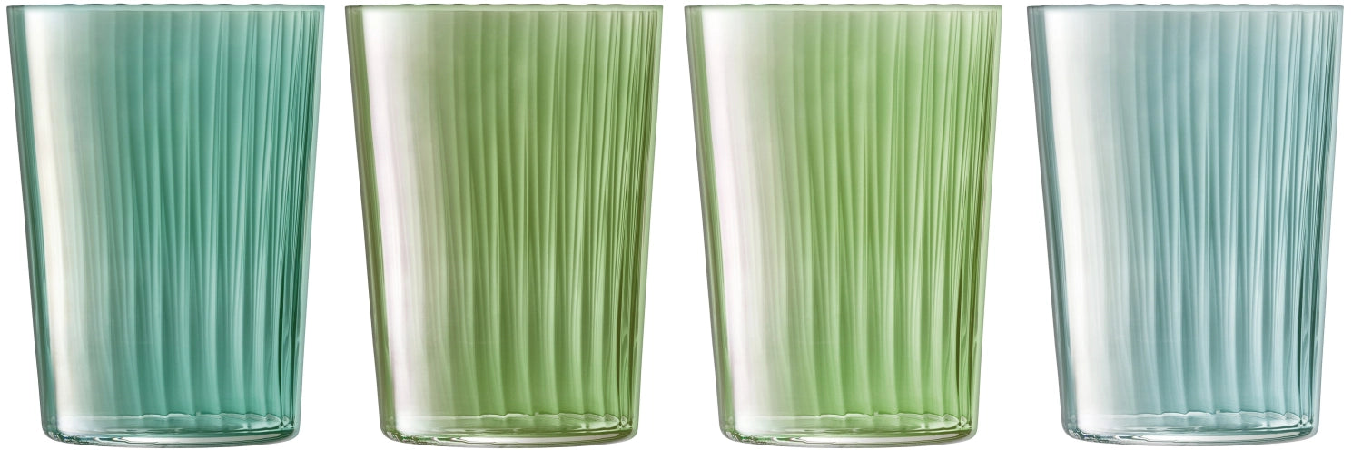 Elegantes 4er Set Gems Gobelet 560ml in jadegrün von LSA: Handgefertigt, kunstvoll, ideal für Cocktails, nicht spülmaschinengeeignet.
