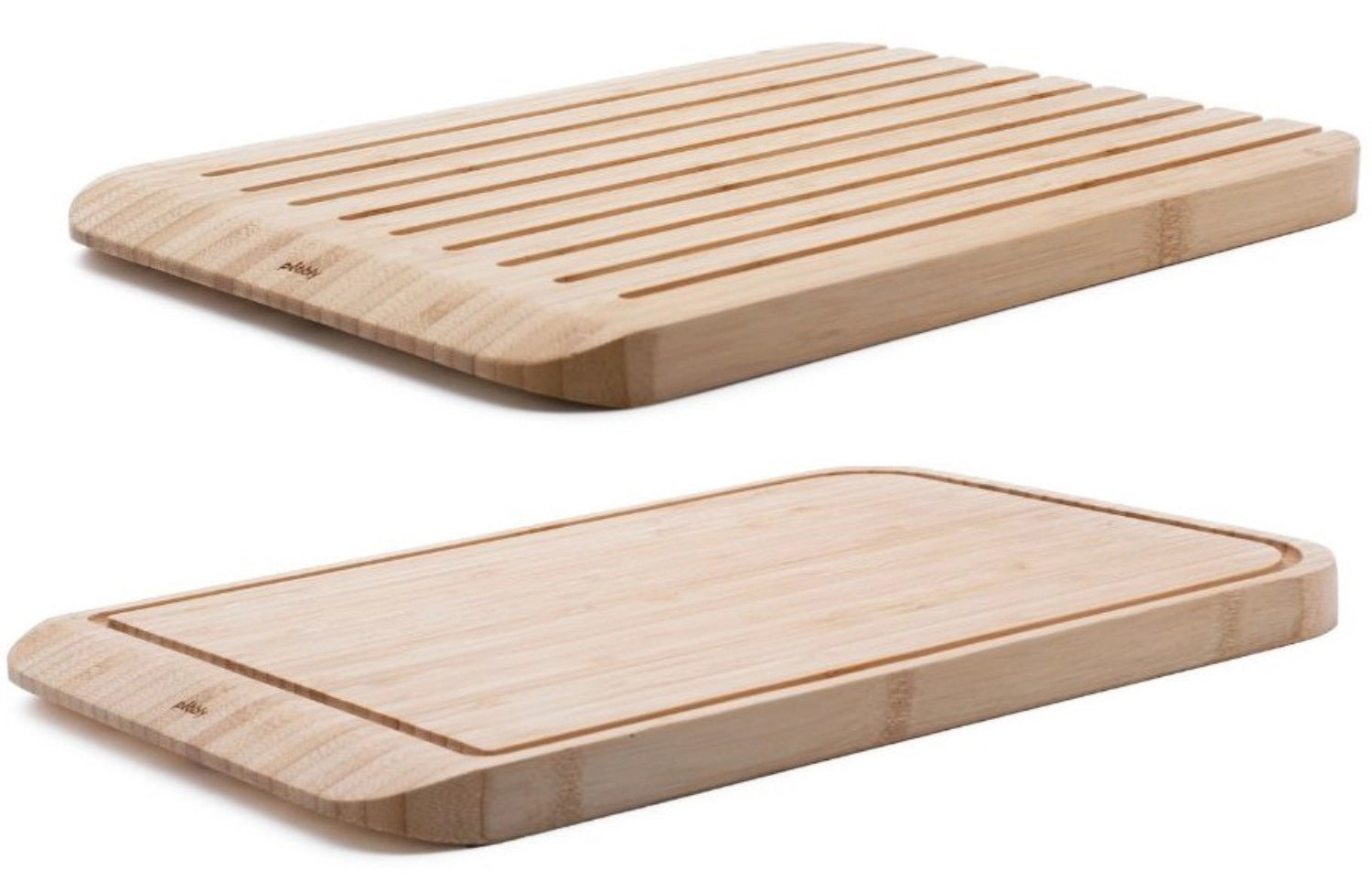 Praktisches 2 in 1 Schneide- und Brotbrett aus hochwertigem Bambus von Pebbly, Maße 34x23.5x2cm, perfekt für jede Küchenausstattung.